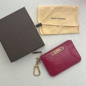 AUTHENTIC LOUIS VUITTON KEY POUCH